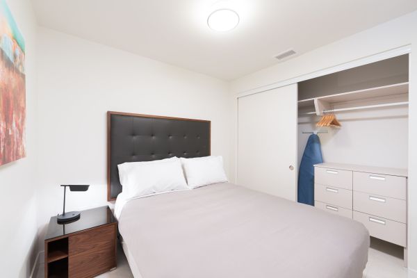 Hotel Level Furnished Living (Los Angeles)